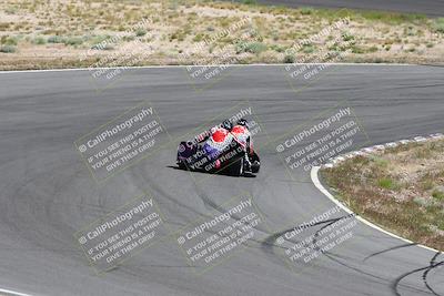 media/Apr-20-2025-AHRMA (Sun) [[393a79c373]]/Race/Group 9/Turn 4b/